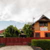 Casa Stefanesti-langa muzeul Golesti thumb 1