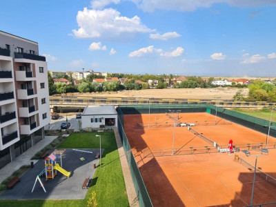 De vânzare apartament 3 camere Botizului