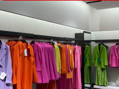 Inchiriere spatiu amenajat pentru magazin de haine ultracentral Pitesti