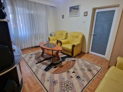 INCHIRIERE APARTAMENT 2 CAMERE CENTRAL!