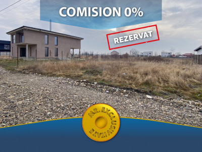 Teren 450 mp intravilan loc. Bradu. Comision 0%