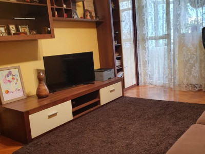 De vanzare apartament cu 3 camere, zona Doamna Ghica cu Vedere Panoramica