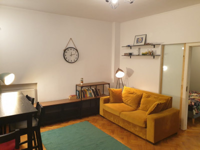 Apartament de inchiriat