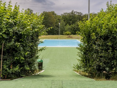 Afacere functionala - MOTEL si CAMPING cu terasa, piscina si lacuri pescuit