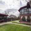 Casa spatioasa cu 6 camere, teren generos – Stefanesti thumb 9