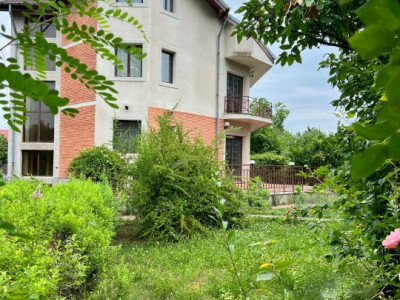 Casa mare pretabil Pensiune, CLINICA-Azil -gradinita, Bascov-Arges 