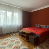 De Vânzare apartament în casă, Central  thumb 5