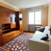 De Vânzare apartament în casă, Central  thumb 7