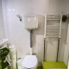 De Vânzare apartament în casă, Central  thumb 11
