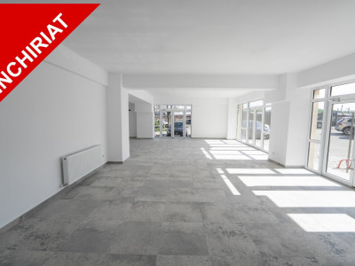 Spatiu comercial stradal, parter bloc nou - zona ultracirculata Petrom Gara
