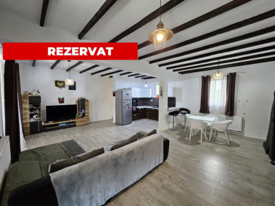 Casa noua cu piscina, la 14 km de Pitesti