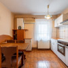 Apartament spatios de 4 camere etaj 2 Pitesti-zona Gavana! thumb 5