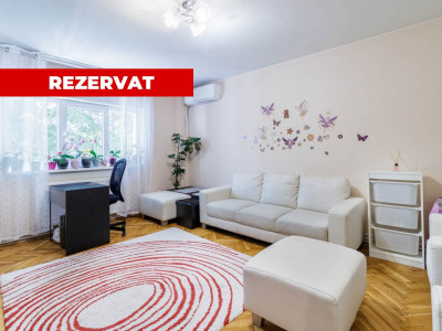 Apartament spatios, cu centrala - langa Mall Vitan 