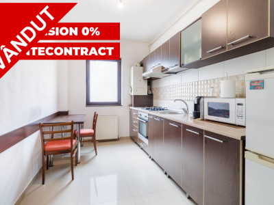 Apartament 2 camere, decomandat, parter înalt – cu curte, balcon și acces auto