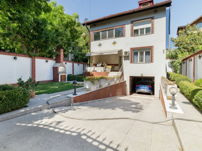 De inchiriat – Casa pentru sediu de firma / birouri – Sector 4