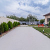 Casa cu piscina si jacuzzi. thumb 1