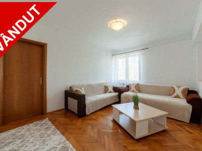 Apartament ultracentral, priveliste superba, 3 camere, 2 balcoane