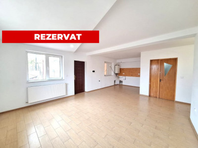 Apartament 3 camere Geamana Bloc 2007, decomandat, etaj 1