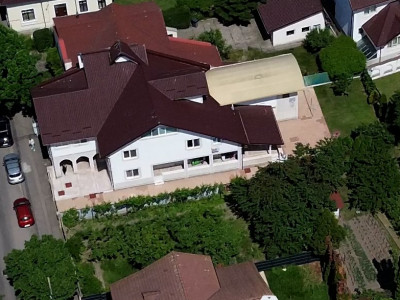 Casa cu destinatie versatila: clinica medicala, after - school, camin seniori