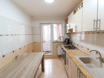 Apartament 4 camere -  cartier Nord - Pitesti - 85 MP