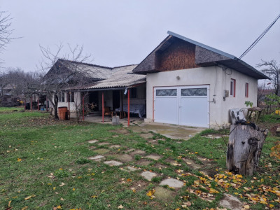 0% COMISION!! Casa   Podul Brosteni