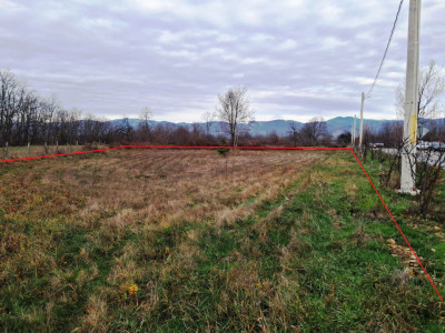 TEREN INTRAVILAN POLOVRAGI