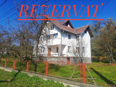CASA MODERNA IN ZONA RURALA LINISTITA, JUD. ARGEȘ - COMISION 0%