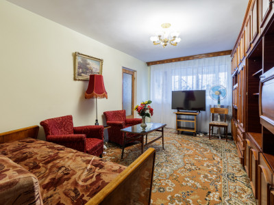 Apartament 3 camere | Metrou Favorit