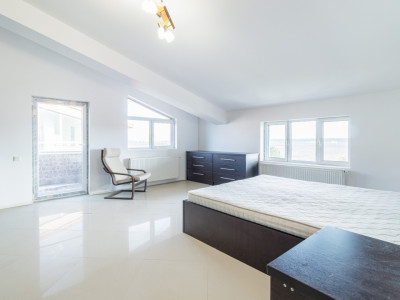 Apartament 3 camere - Mansarda inalta - 122 mp Voluntari
