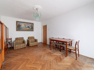 Apartament 2 camere, etaj 2, Banat ( Pediatrie)