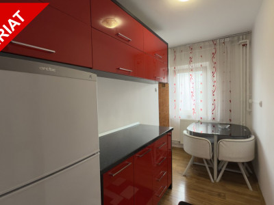 De Inchiriat Garsoniera Gavana etaj 3-Zona Jam-Pitesti!