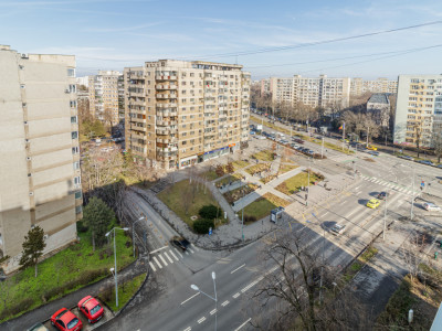 3 camere, Metrou Constantin Brancusi 