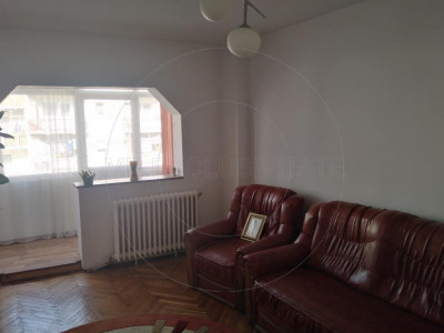 Comision 0% - De vanzare apartament 3 camere Ultracentral, Curtea De Arges 