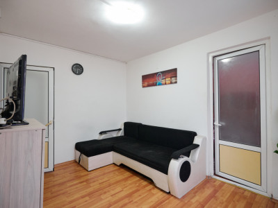 Apartament 3 camere -Trivale