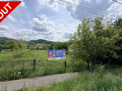 Casa individuală cu teren de 1.056 mp –Câmpulung Argeș!
