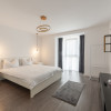 Apartament 2 camere Centru – Renovat complet - Open Space thumb 1
