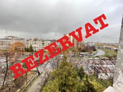 Apartament 2 camere semidecomandat langa Comisariat