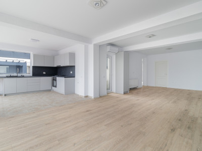 Penthouse 5 camere complex Green City 