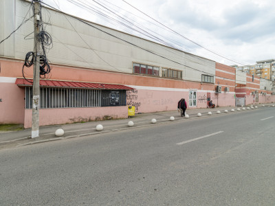 Spațiu comercial de închiriat in Năsăud Shopping Center