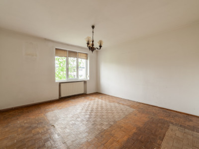 Apartament 2 camere et 3/4 Central, Pitesti