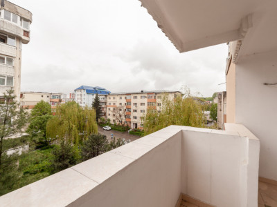 Apartament 3 camere - decomandat - 2 balcoane, vedere pe 2 părți – Dedeman