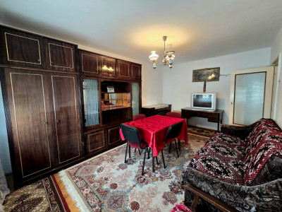 De vânzare apartament 4 camere Careiului Satu Mare