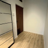 Apartamentul de langa râu thumb 9