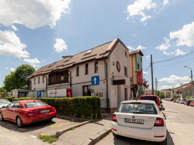 Clădire versatilă de închiriat în zona Teilor