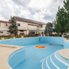 Resedinta premium - Piscina | Teren de tenis | Teren 4000 mp imaginea mica 1 Resedinta premium - Piscina | Teren de tenis | Teren 4000 mp thumb 1