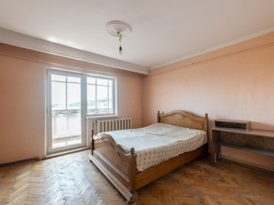 Apartament 3 camere, 89 mp total + garaj separat
