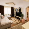 De vânzare apartament 3 camere Arinului thumb 1