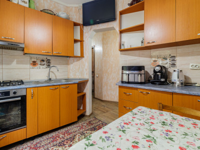3 camere parter inalt 11 Iunie 