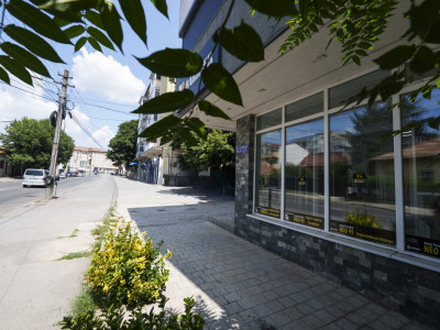 Spatiu comercial de vanzare - Amaradia