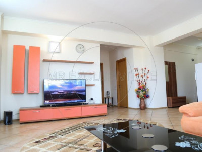 Apartament 3 camere - cu loc de parcare Subteran!